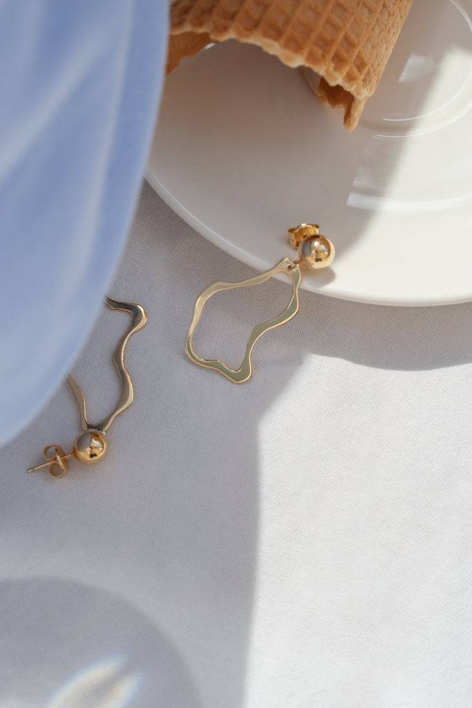 JUKSEREI MOULES EARRINGS Nur noch ein Tag übrig
