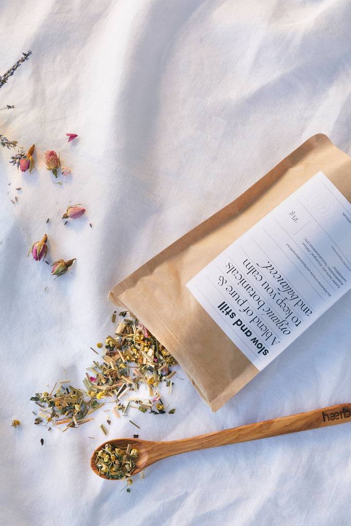 JUKSEREI HÆRB · ORGANIC TEA SLOW & STILL Weihnachtsangebot