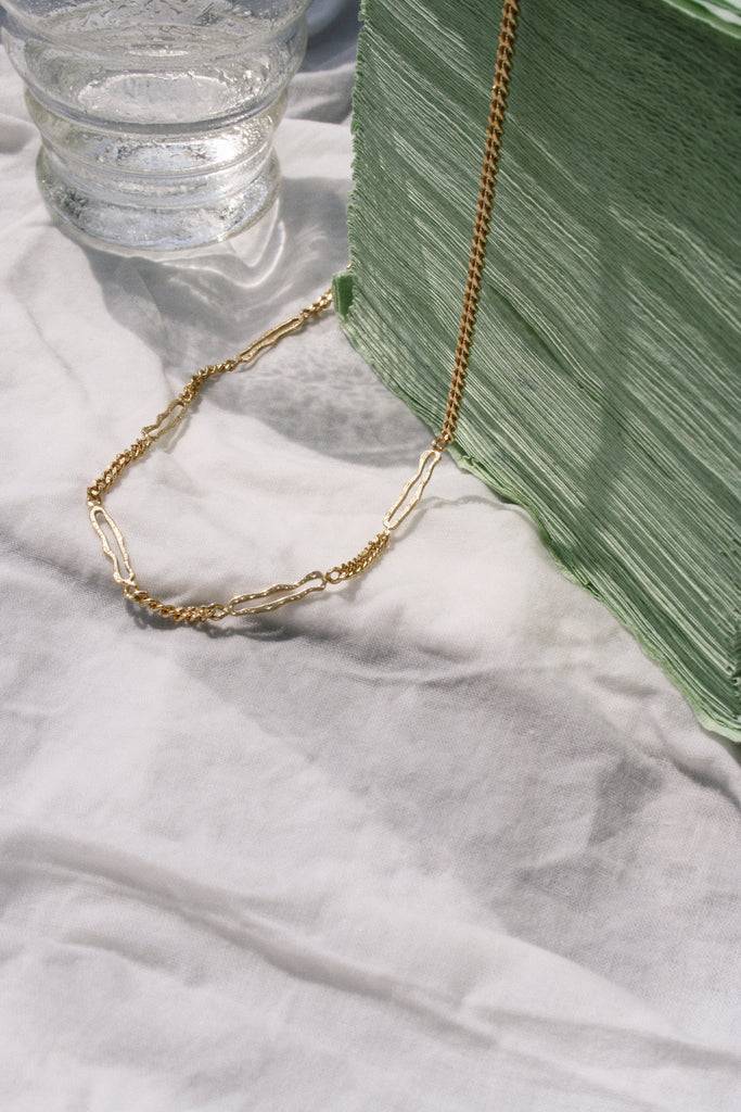 JUKSEREI ISLA NECKLACE Große Rabatte