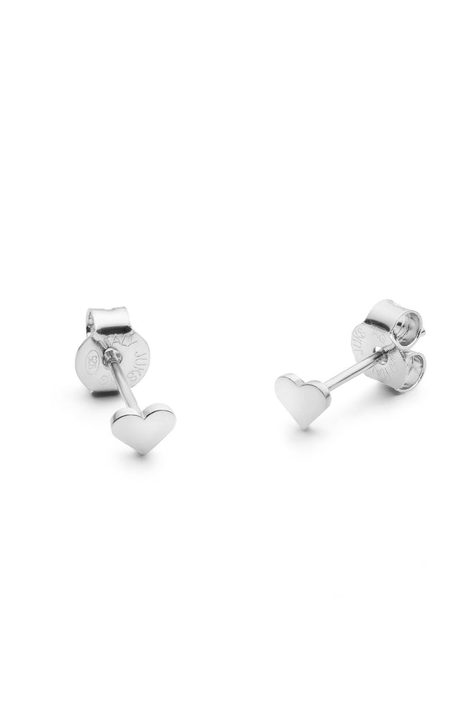 JUKSEREI AMORE EAR STUDS Räumungsverkauf