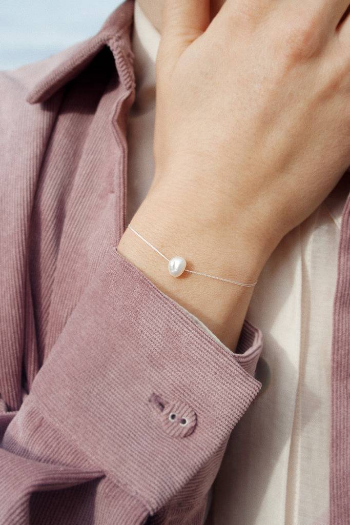 JUKSEREI GOOD LUCK BRACELET PEARL Hotsell