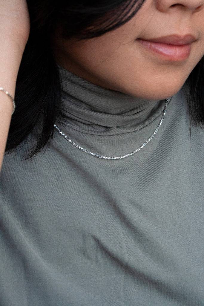 JUKSEREI BOX NECKLACE Zeitlich begrenztes Angebot