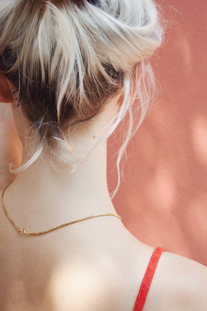 JUKSEREI BOX NECKLACE Zeitlich begrenztes Angebot