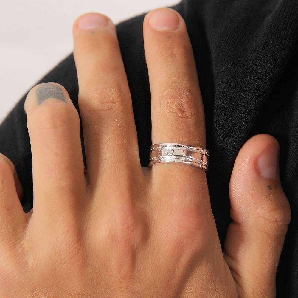 Kuzzoi Bandring Massiv | Diamant (0.03 ct) Exklusive Angebote
