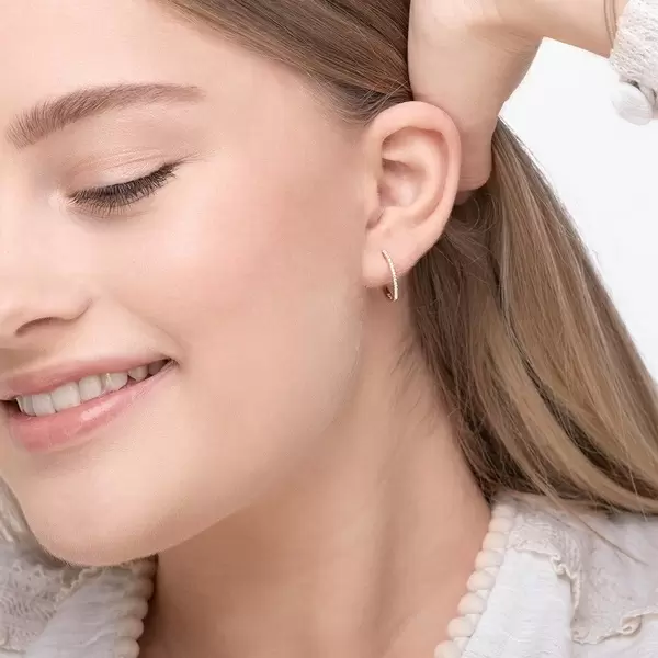 Leaf Jewelry Creole Circle S mit Diamanten, 15mm, 18 K Rosegold Neuheiten