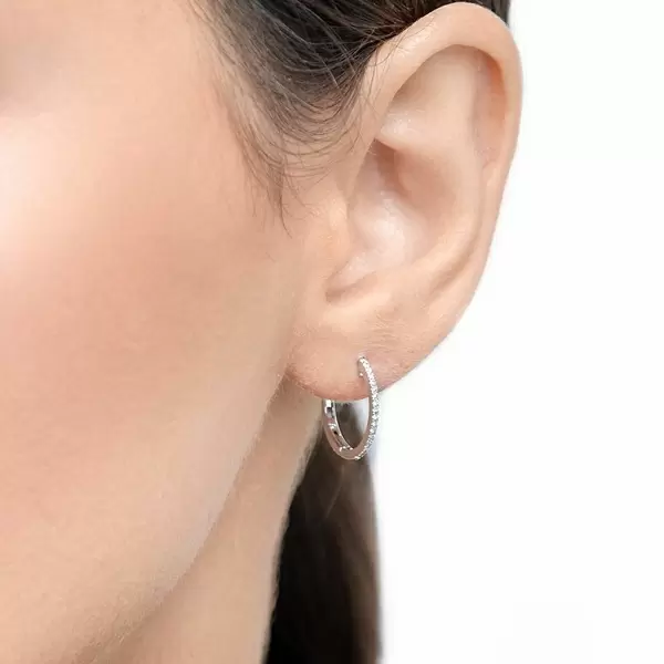 Leaf Jewelry Creole Circle S mit Diamanten, 15mm, 18 K Weißgold Sonderangebote
