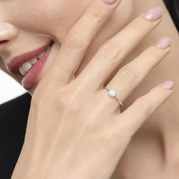 Leaf Jewelry Ring Pavé II, 18 K Weissgold zollfrei