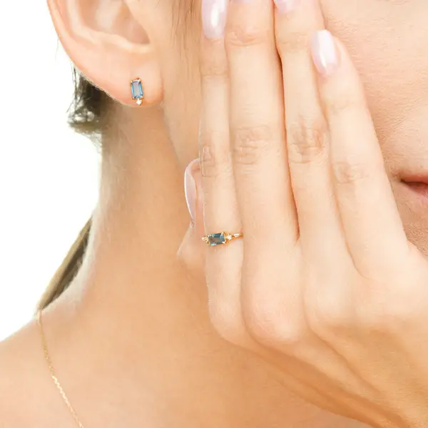 Leaf Jewelry Ohrstecker London Blue Topas, 14K Gelbgold Nur für heute
