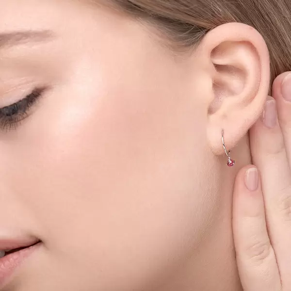 Leaf Jewelry Ohrringe Cabochon, Rubin, 14 K Weißgold Großer Ausverkauf