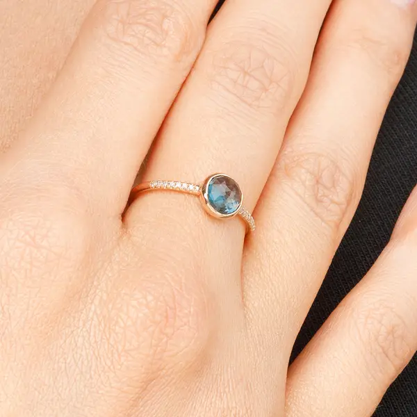 Leaf Jewelry Ring Blue Topas mit Diamanten, 14K Rosegold Exklusive Angebote