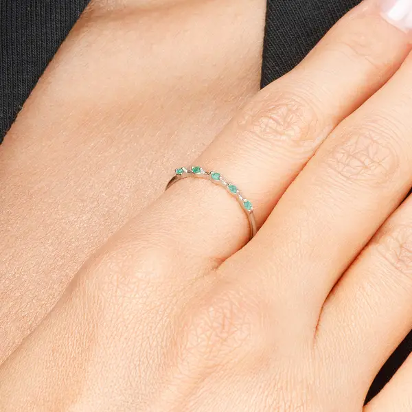 Leaf Jewelry Ring mit 5 Smaragden, 14K Weißgold Wochenangebot