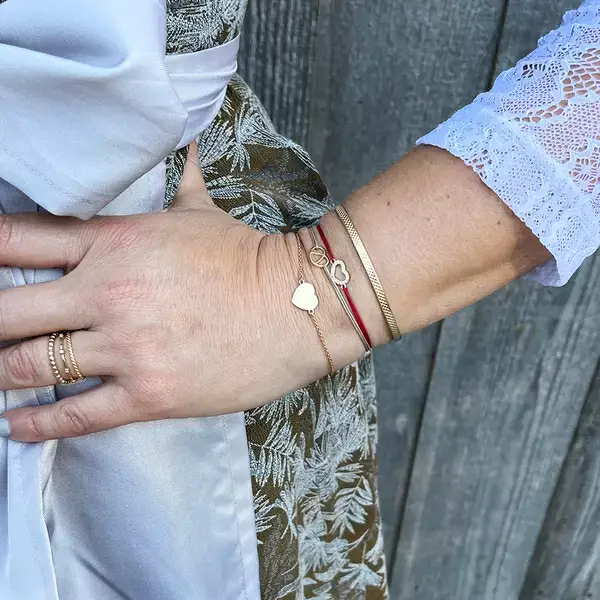 Leaf Jewelry Glücksbändchen "Brezn", 18 K Gelbgold vergoldet, Beige VIP-Rabatte