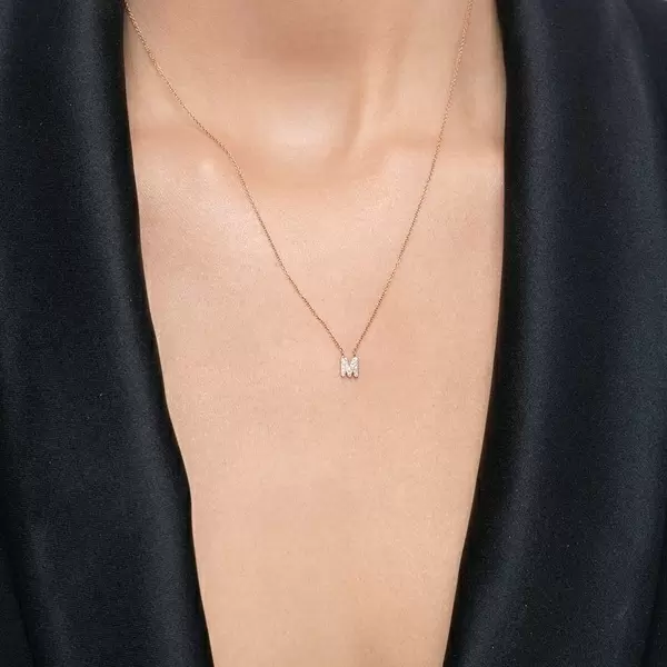 Leaf Jewelry Halskette Letter "M", 14 K Rosegold mit Diamanten Tägliche Deals