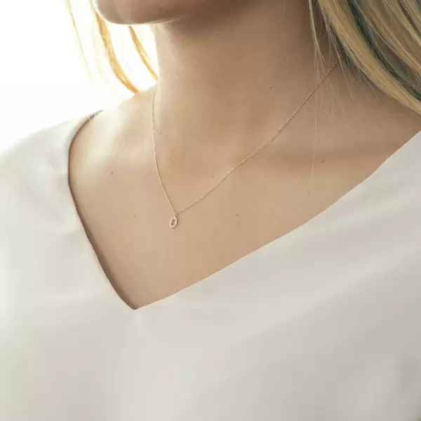Leaf Jewelry Halskette Letter "O", 14 K Rosegold mit Diamanten Nur noch ein Tag übrig