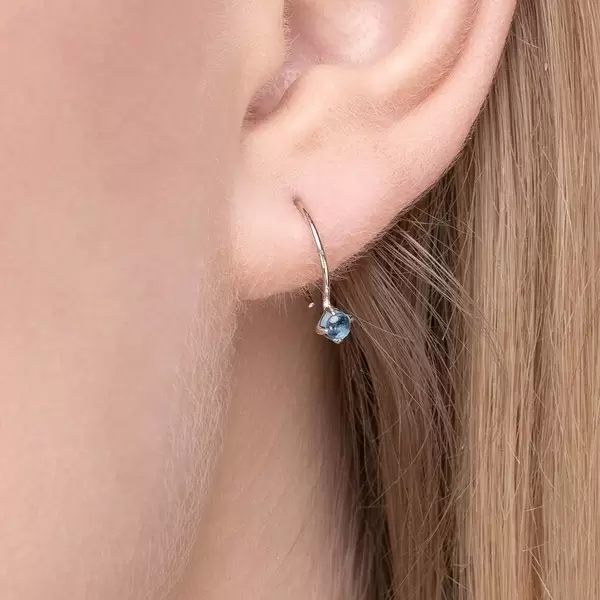 Leaf Jewelry Ohrringe Cabochon, Blaue Topas, 14 K Weißgold Rabatt