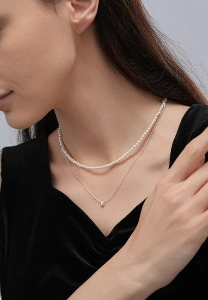 Leslii kurze Halskette - 01/silber Begrenztes Angebot