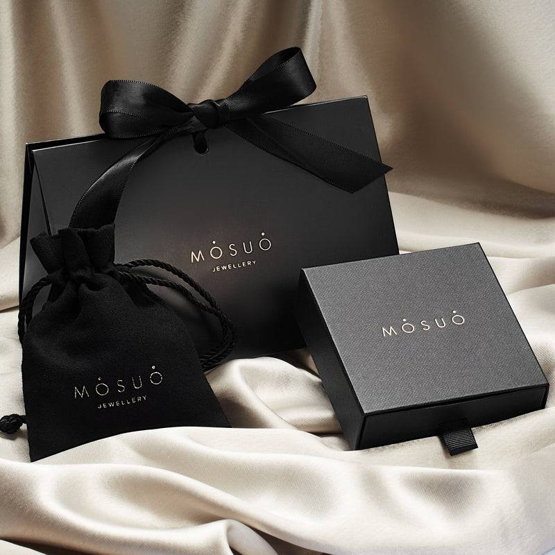 Mosuo Jewellery Diamant Buchstaben Halskette “G” - Vermeil Bis zu 50% Rabatt