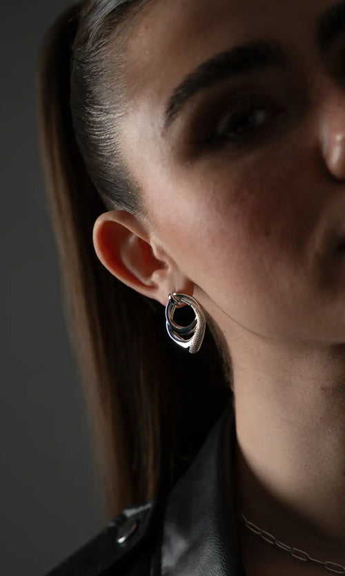 Paul Valentine Crystal Galaxy Earrings Neueste Stile