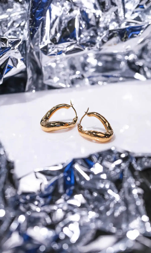 Paul Valentine Molten Twisted Hoops Sonderangebot der Fabrik