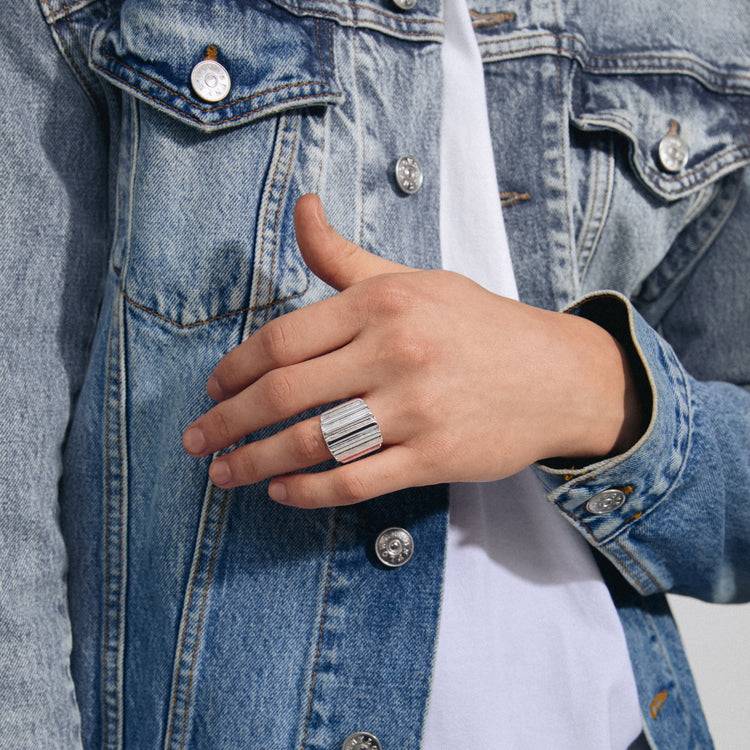 Pilgrim LAUREL recycelter Ring versilbert Neueste Stile