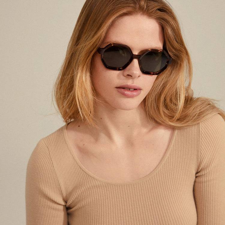 Pilgrim KIMANI Recycelte Sonnenbrille Schildpatt-Braun Fabrikpreis