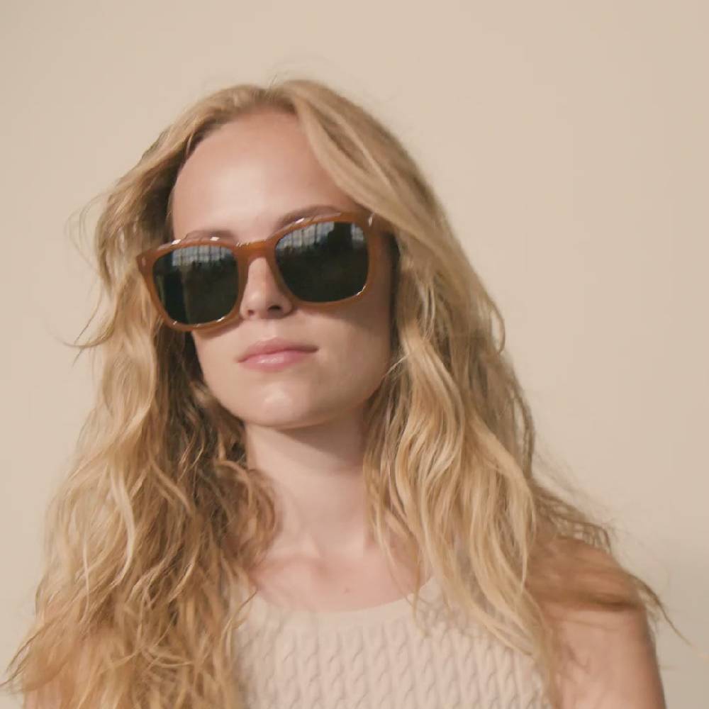 Pilgrim KATYA ikonische Retro-Sonnenbrille karamellbraun Riesige Rabatte