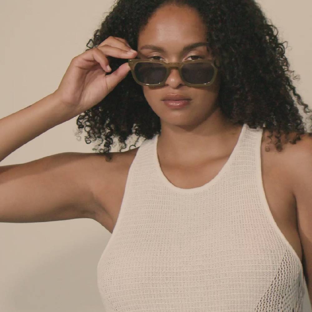 Pilgrim ELETTRA ikonische Retro-Sonnenbrille kristallgrün 50% Rabatt mit kostenlosem Versand