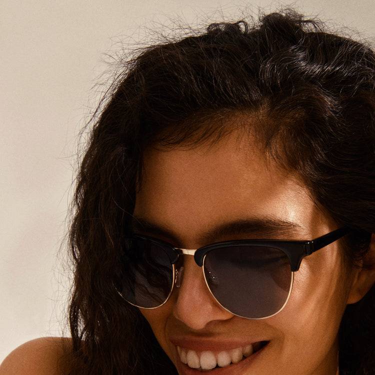 Pilgrim CHARLIE Sonnenbrille Schwarz/Gold Muttertagsangebot