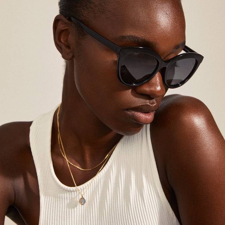Pilgrim MARLENE recycelte Cat-Eye-Sonnenbrille schwarz Heißer Verkauf