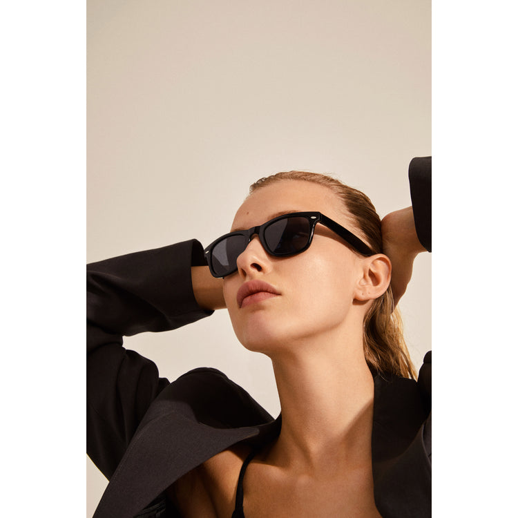 Pilgrim REESE Sonnenbrille im Retro-Stil schwarz Neueste Mode