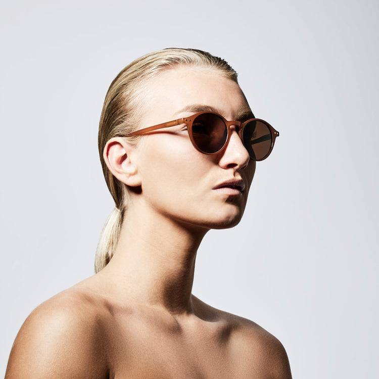 Pilgrim ROXANNE klassische runde Sonnenbrille, braun Saisonale Angebote