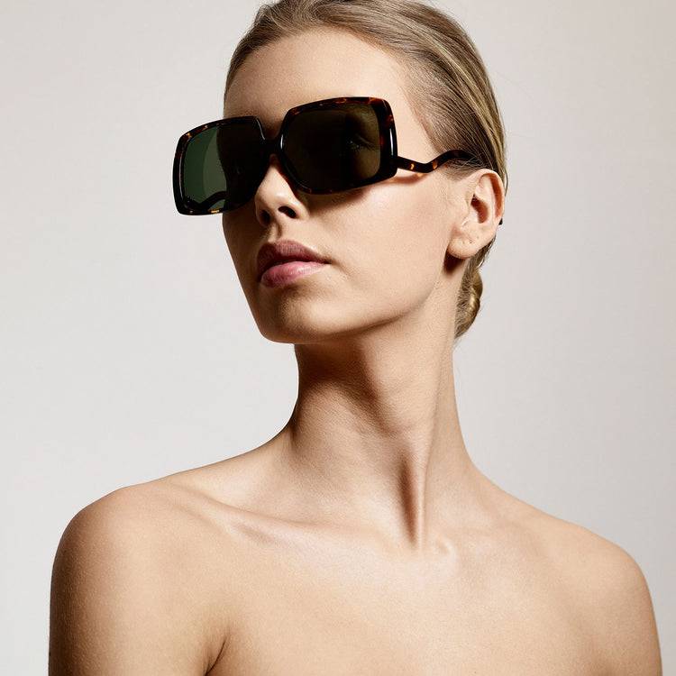 Pilgrim ELLEN oversized Retro-Sonnenbrille, Schildpatt Kauf eins, bekomm eins gratis