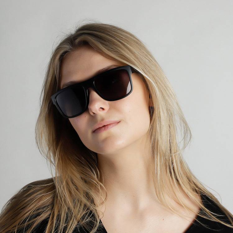 Pilgrim Sonnenbrille : Kara : Schwarz Günstig kaufen