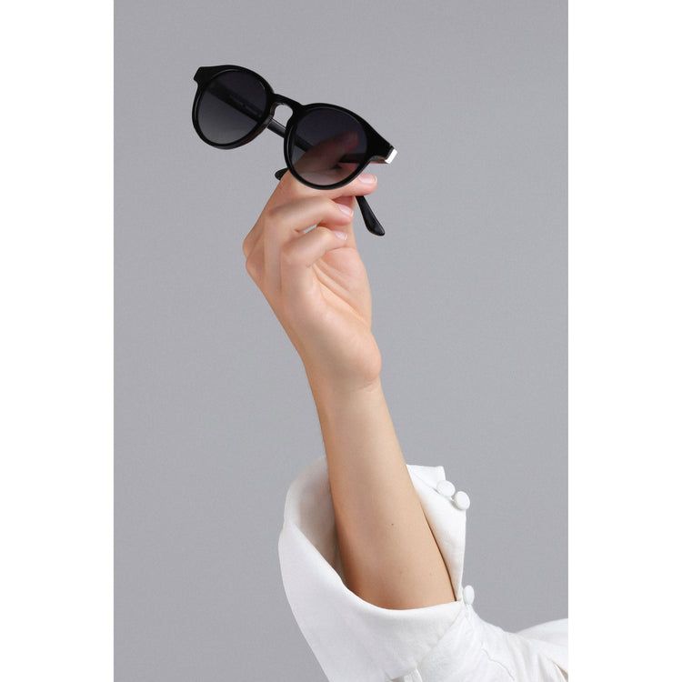Pilgrim Sonnenbrille : Meriel : Schwarz Versandkostenfrei