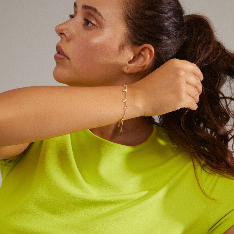 Pilgrim QUINN recyceltes Kristall-Armband mit Charm, vergoldet Neueste Mode