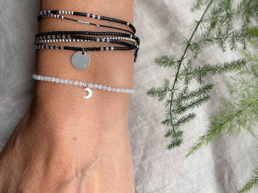 Renna Deluxe MOND Armband gold mit Mondstein Saisonale Angebote