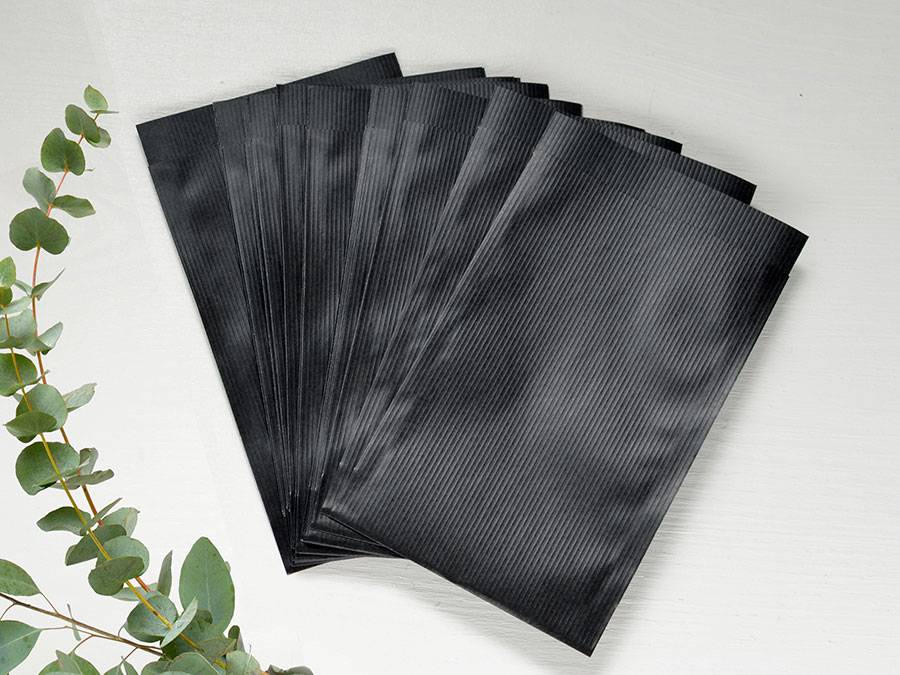 Renna Deluxe Papiertüten Schwarz Nur noch ein Tag übrig