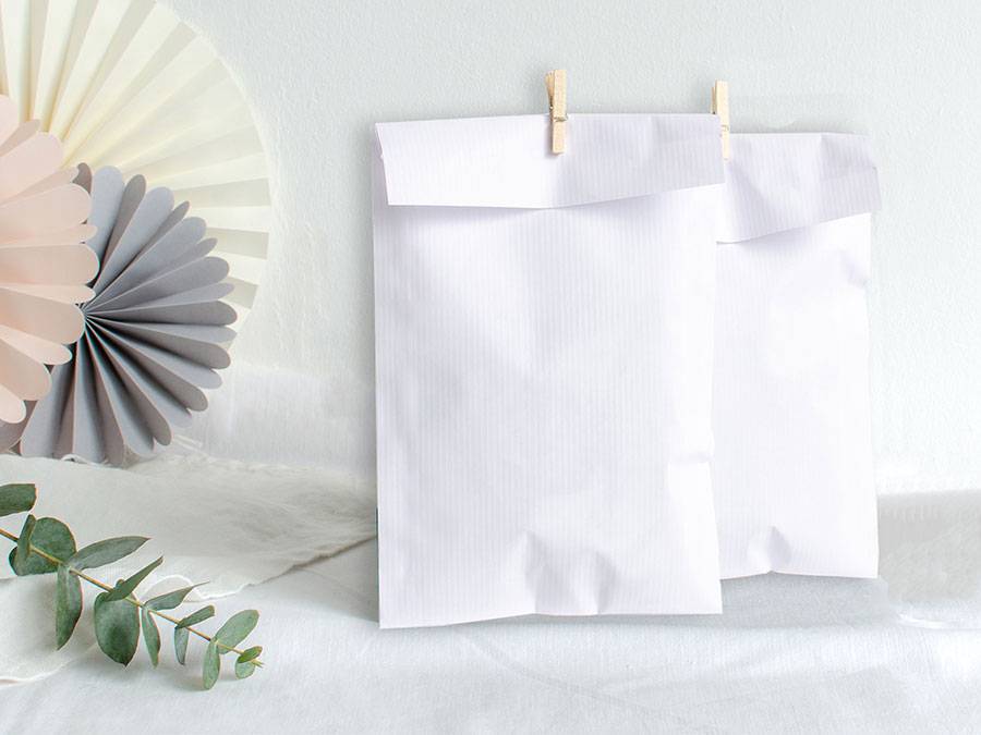 Renna Deluxe Papiertüten Schwarz Nur noch ein Tag übrig