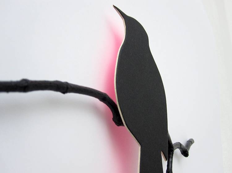 Renna Deluxe Drossel in Schwarz mit Glow in NeonPINK _ Wandobjekt Kostenlose Rückgabe