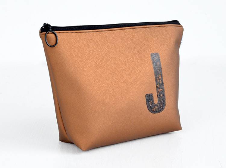 Renna Deluxe Waschtasche Metallic BRONZE mit Buchstabe personalisiert, vegan Blitzverkäufe