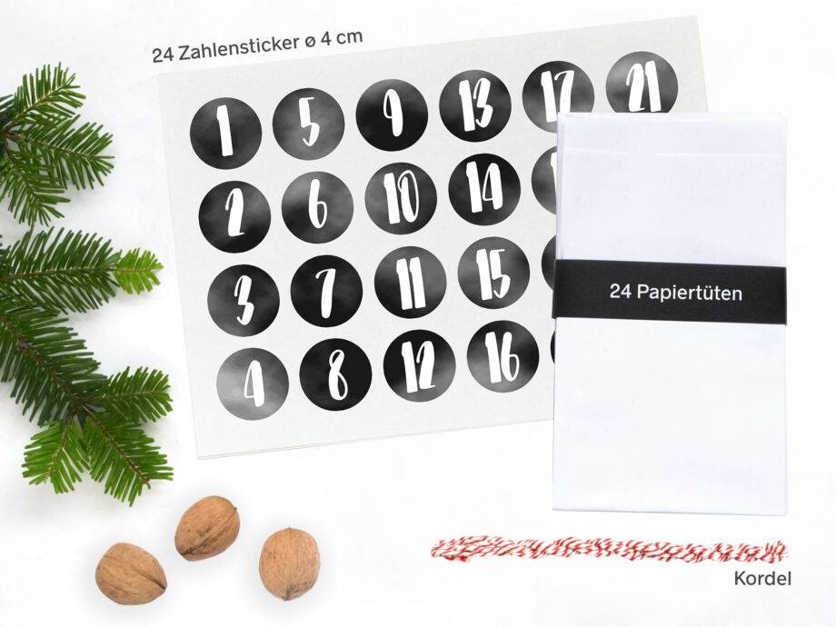 Renna Deluxe Adventskalender weiß mit schwarzen Aufklebern Weihnachtsangebot