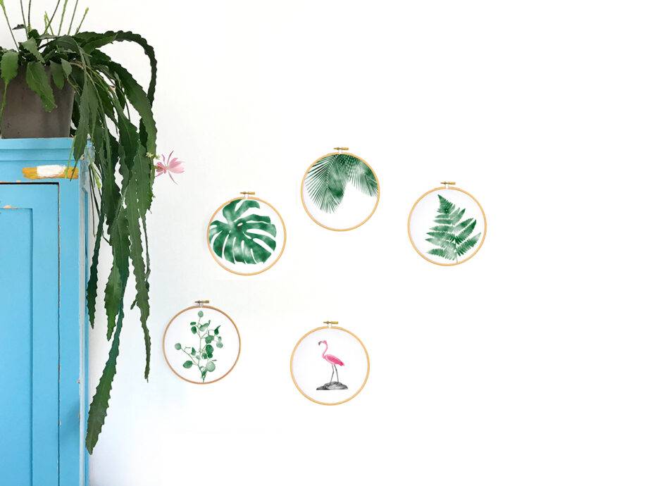 Renna Deluxe Monstera _ Bild im Stickrahmen JETZT KAUFEN