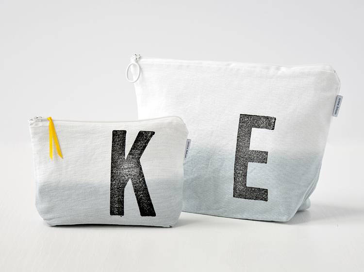 Renna Deluxe Schminktasche GRAU mit Monogramm personalisiert Cyber Monday
