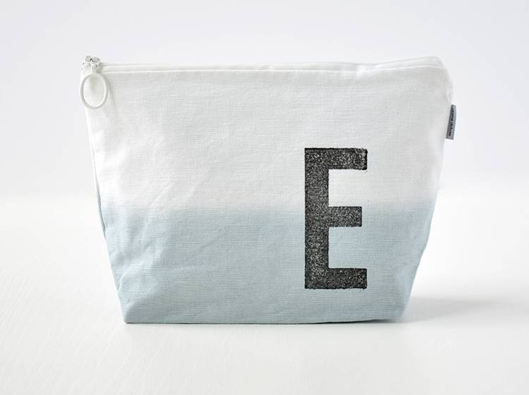 Renna Deluxe Kulturtasche GRAU mit Monogramm personalisiert Muttertagsangebot
