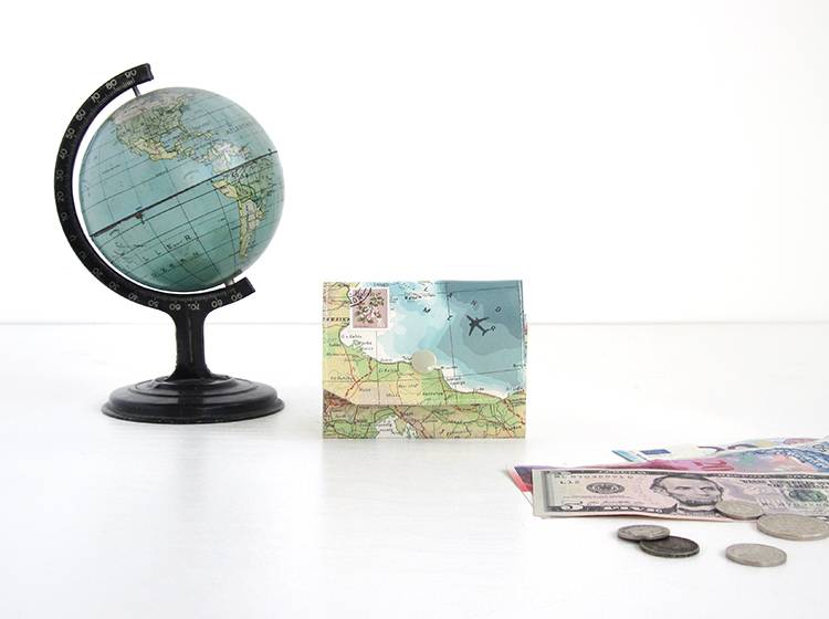 Renna Deluxe Atlas Portemonnaie aus Landkarten Großer Ausverkauf