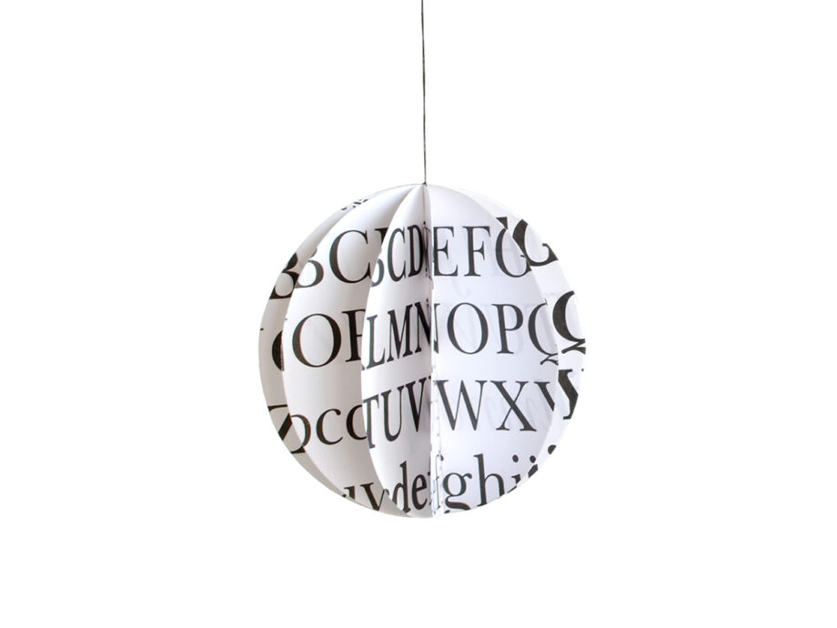Renna Deluxe Frohe Weihnachtskarte mit Weihnachtskugel Muttertagsangebot
