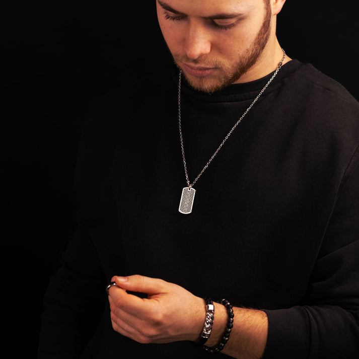 Save Brave Doppeltes Lederarmband Frank mit schwarzen Zirkoniasteinen Exklusivangebot