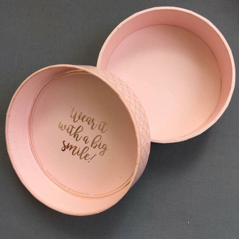 SchwesterSchwester Candy Box in zartem Rosa von SchwesterSchwester Online