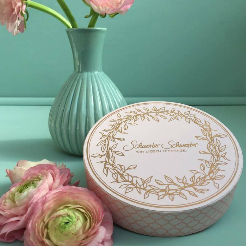 SchwesterSchwester Candy Box in zartem Rosa von SchwesterSchwester Online
