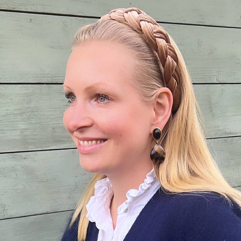 SchwesterSchwester Schwarze Ohrstecker mit Tropfen in Schildpatt-Optik von AmuseToi Rabatt